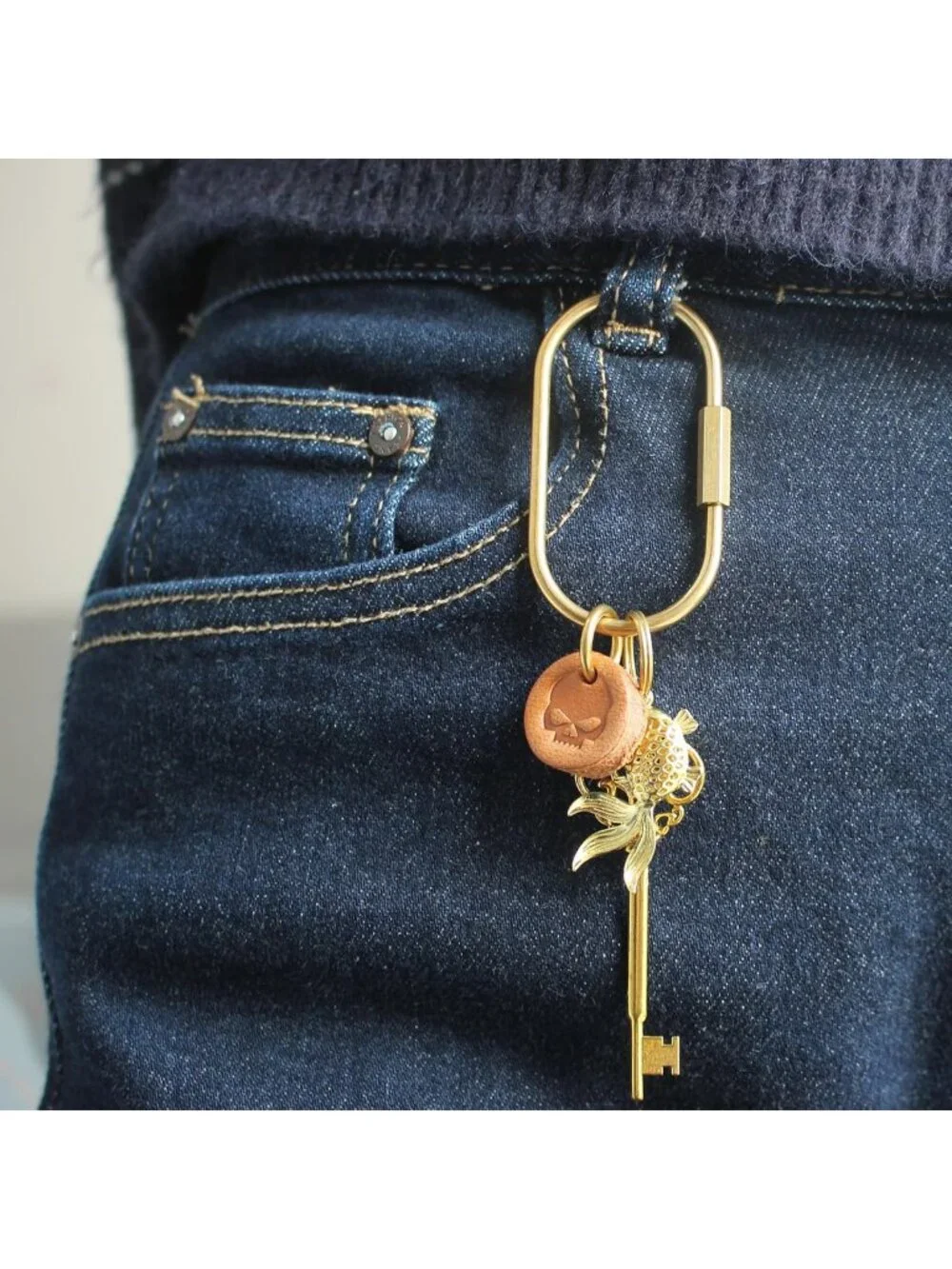 Gold Carabiner Keychain Clip with Lock, Stylish Bag Charms & Key Ring